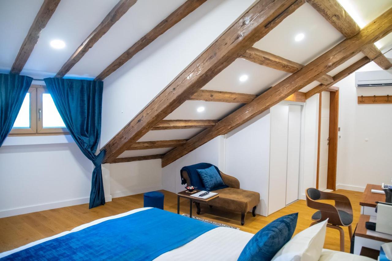 Bed & Breakfast Oblivion Luxury *
